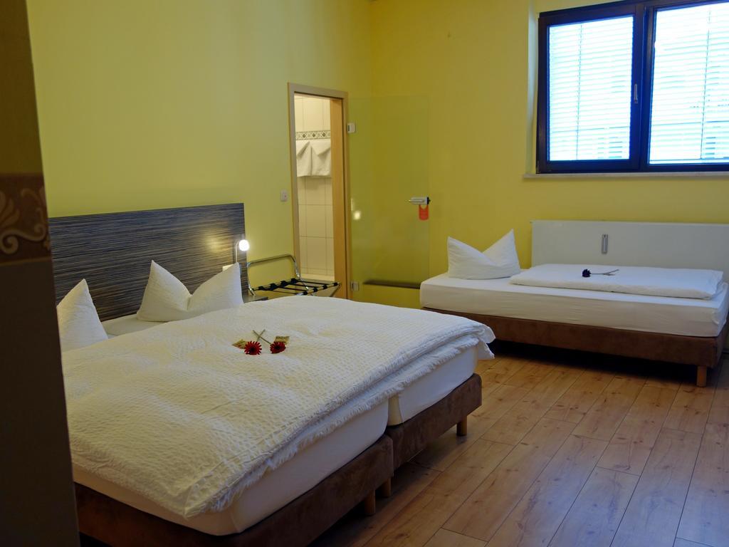 Stadthotel Regensburg Rum bild